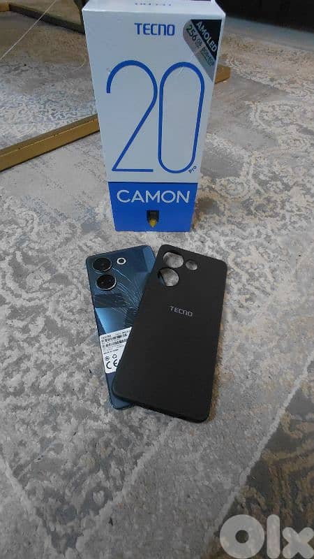 TECNO CAMON 20 PRO CRACKED GLASS(everything works fine and clean) 3
