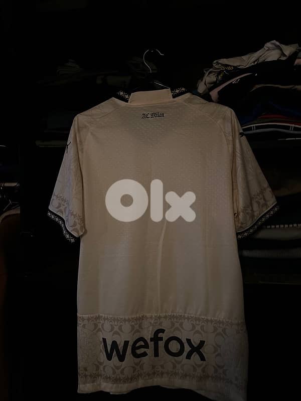 Authentic AC MILAN 23/24 away kit 1