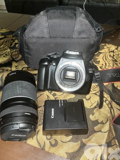 canon d1100