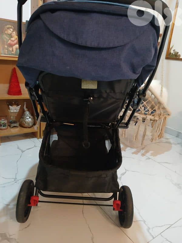 heavy duty all purpose stroller bought for 1700 aed selling for 75$ 5