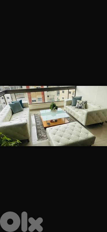 living room & saloon