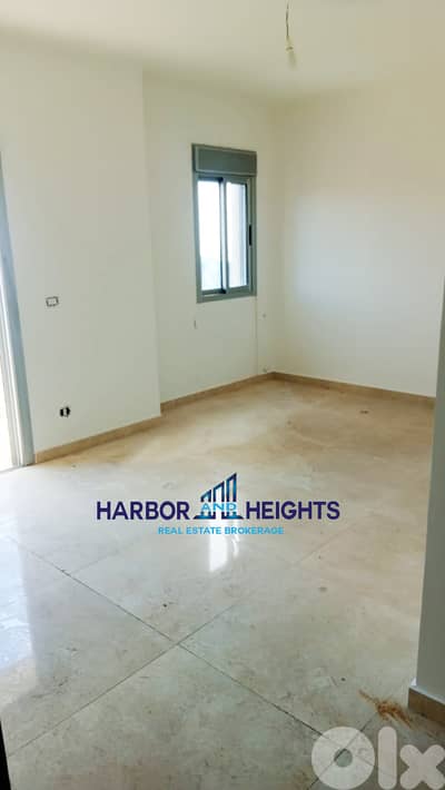 Apartment for Sale in Kfar Mashoûn - شقة للبيع في كفر مشعون