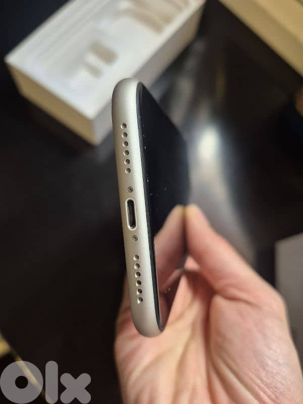 iphone 11 for sale 5