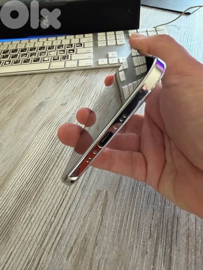 iPhone Air 256gb Excellent 100% Battery