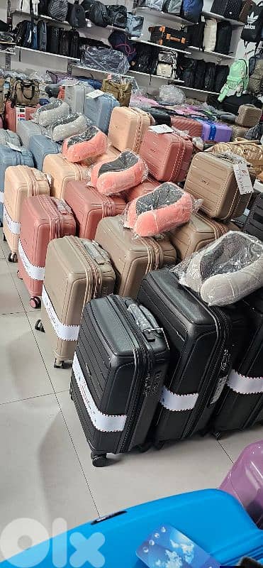Set 4 travel bags luggage suitcases + 50% OFF + GIFT