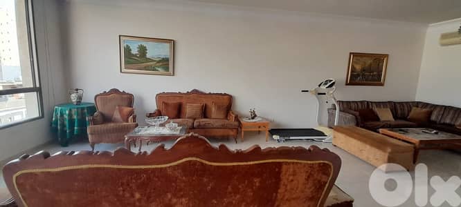 شقة للبيع في عين الرمانة Apartment for sale in Ain el Remmaneh