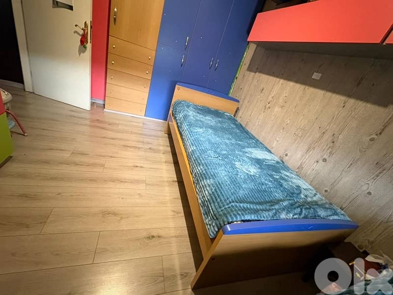 2   beds  like new  premium quality 2