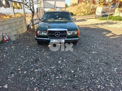 Mercedes-Benz W123 1977