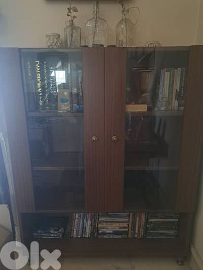 wooden cabinet or bookshelf /خزانة خشب