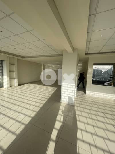 Shop for Rent in Mansourieh.