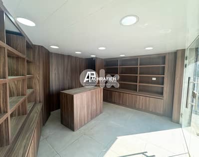 Shop With Mezzanine For Rent in Achrafieh