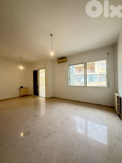 Spacious apartment for rent in Hazmieh, Mar Takla.