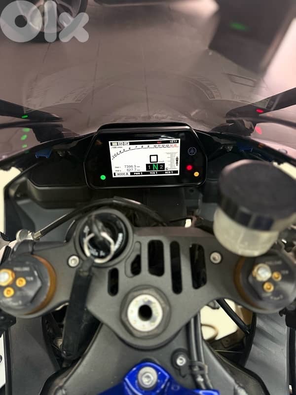 Yamaha R1 5