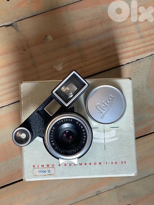 Leica Leitz Summaron 35mm F/2.8 Lens with Goggles and Box 1