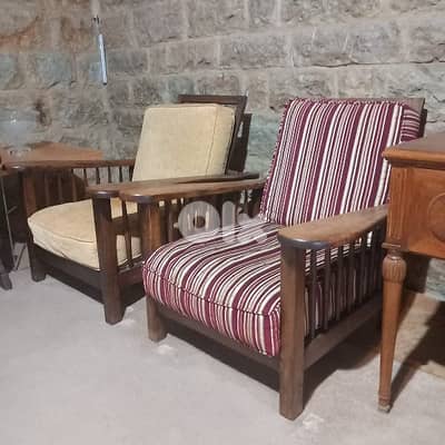 في حال لديكم فرش او طاولات مستعملة بحاجة الترميم يرجى الاتصال بنا