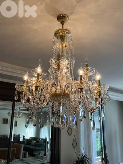 ثريا كريستال عصفور