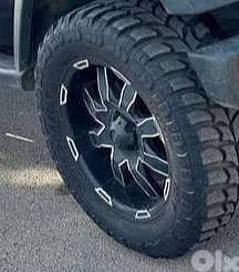 20-inch rims with 35-inch tires.