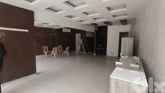 RWK155MF - Shop for rent in Ballouneh in a prime location