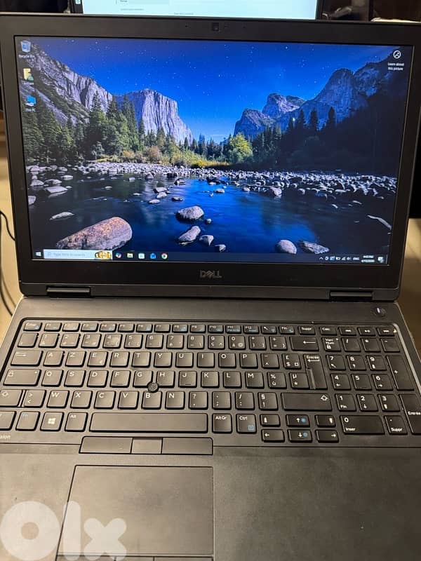 Dell Precision 7530 WorkStation 1