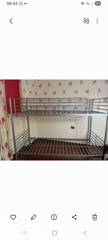 تخوتي اوروبي متين شبه جديد