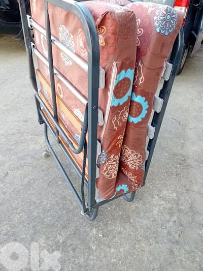 تخت اوروبي جيد