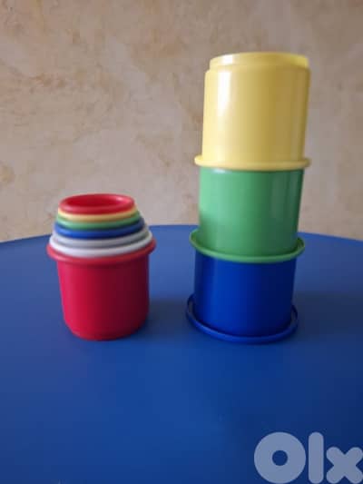 Baby stacking cups set