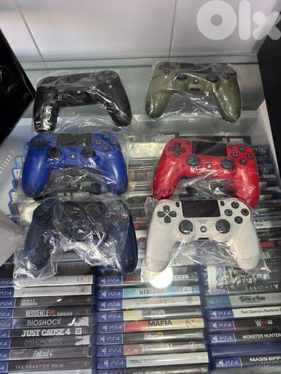 Ps4 used original controllers