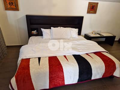 غرفة نوم للبيع