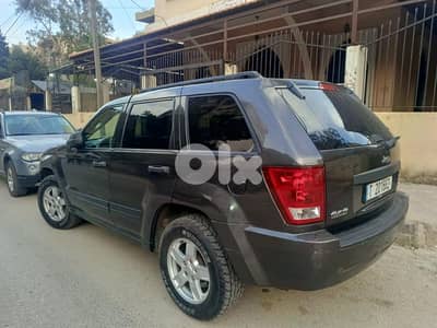 جيب شيروكى 2005