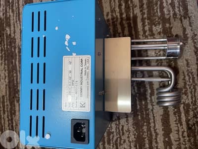 Thermostatic Water Bath (حمّام مائي مخبري)