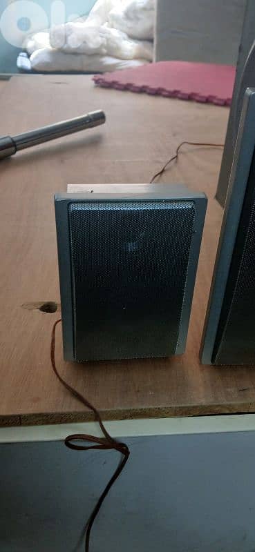 LG surround sound system 3