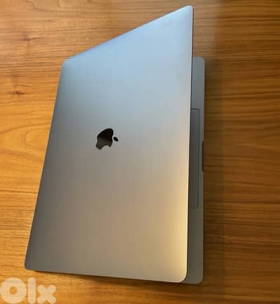 Macbook Air 15’’ M4 generation skyblue color