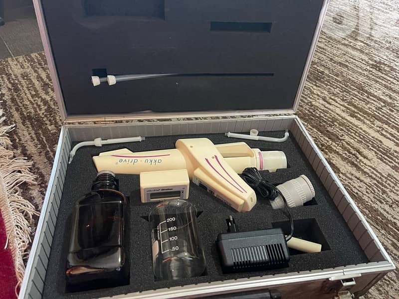 Hirschmann akku-drive، 2