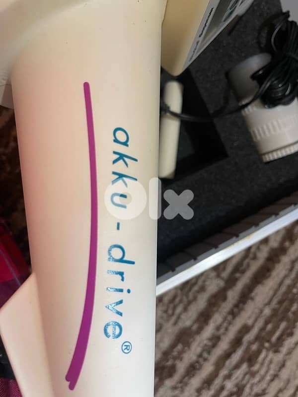 Hirschmann akku-drive، 3