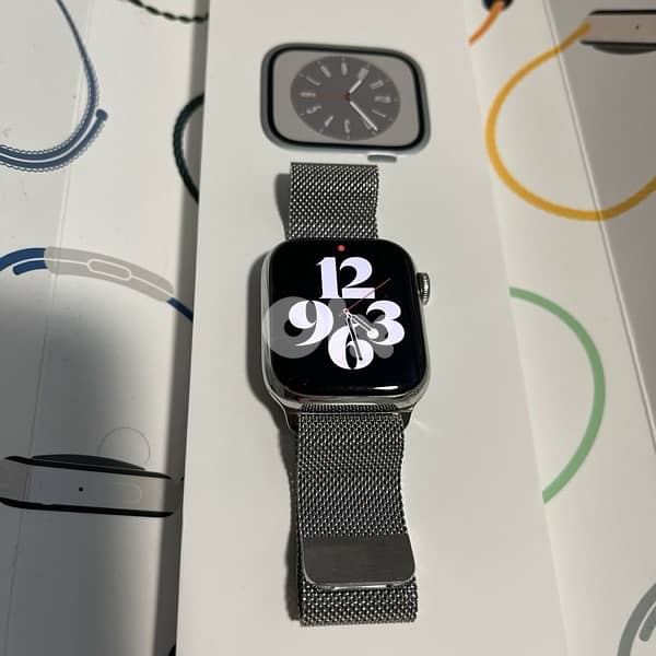 Apple Watch 8 stainless steel ( Rare edition ) 1