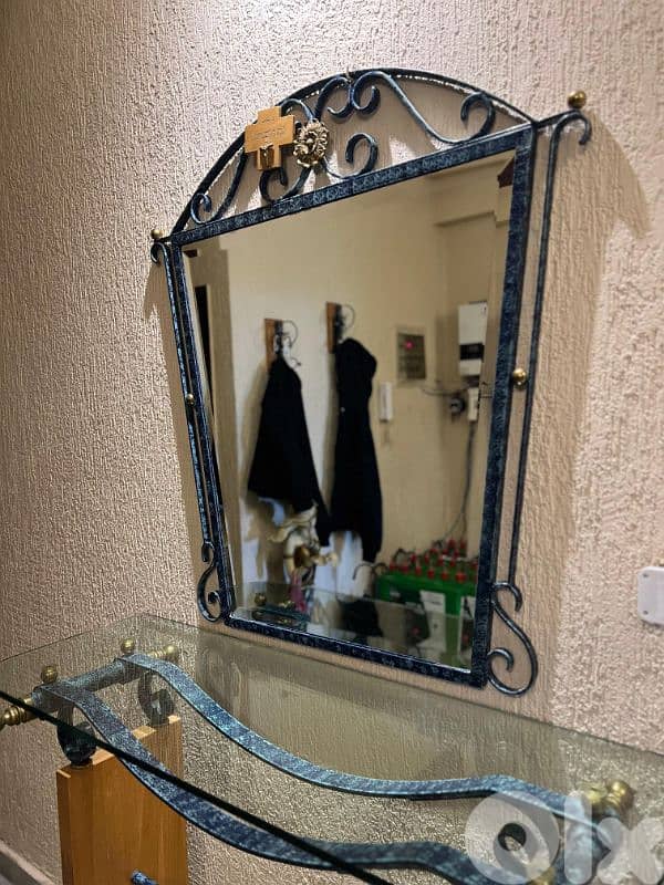 console table with mirror and round side table 2