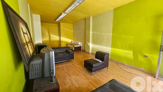 Shop for rent highway Hazmieh محل للإيجار على طريق حازمية السريع