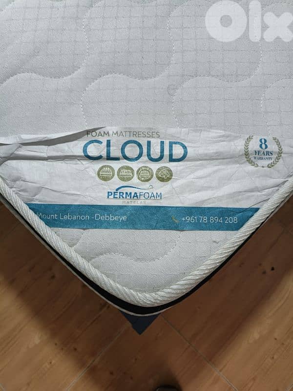 Full bedroom Barely used with High Quality Medical Mattress 2