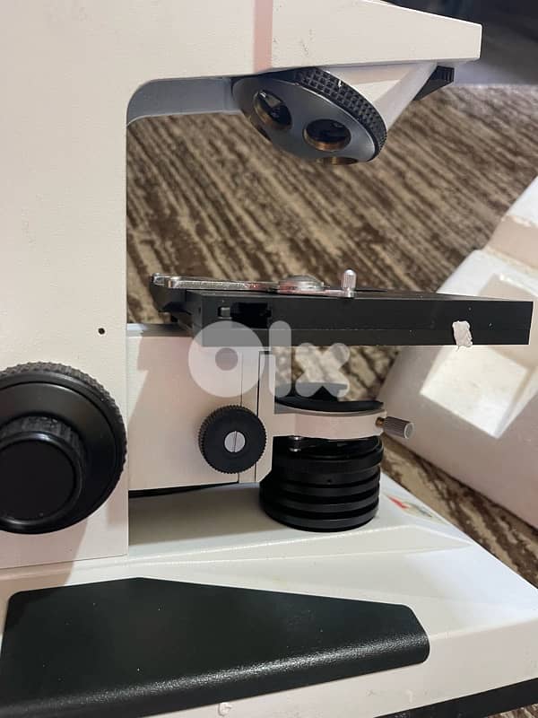 AmScope Lab Biological Microscope 3