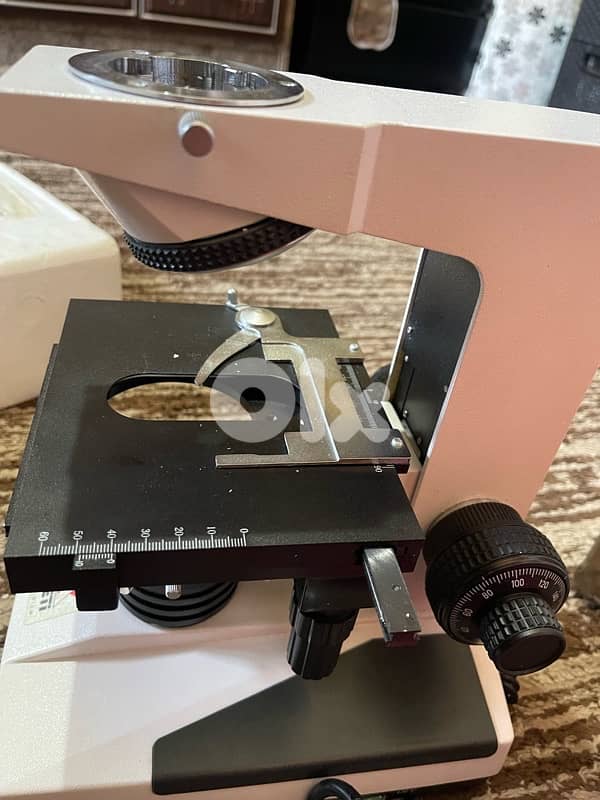 AmScope Lab Biological Microscope 4