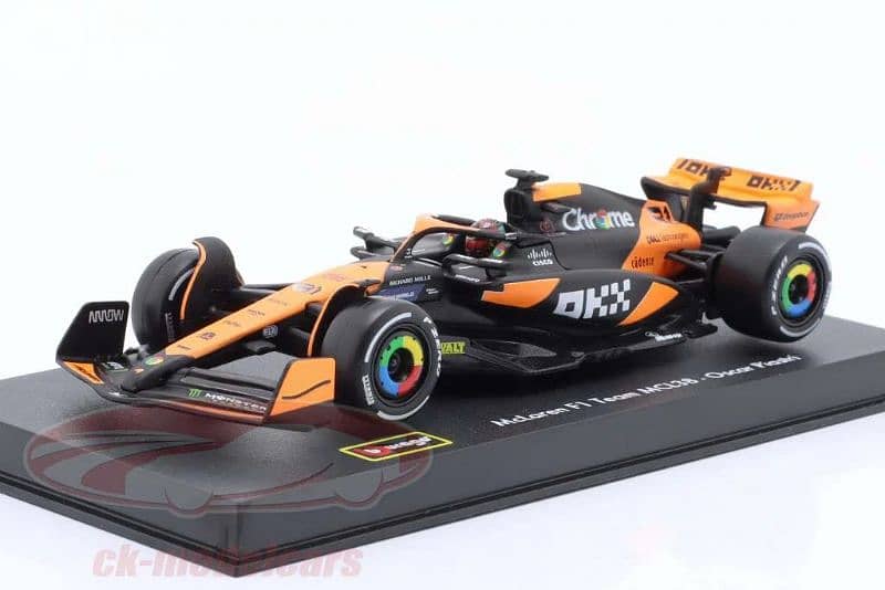 Oscar Piastri McLaren MCL38 diecast car model 1;43 1