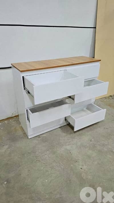 New Dresser 8 Drawers colour white Matt High Quality