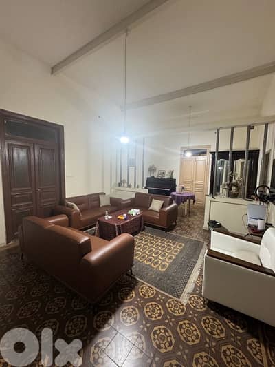 Appartment for rent in Furn El Chebbek