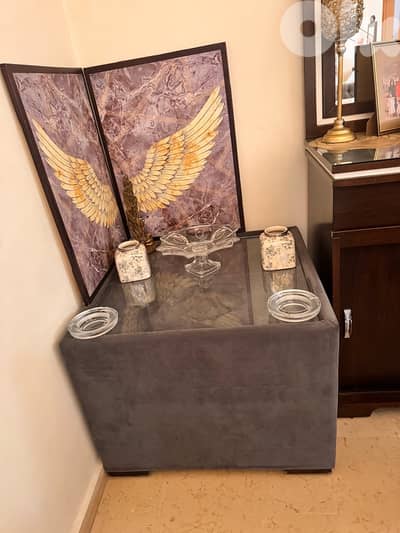 middle table طاولة قعدة