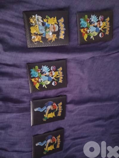 5 kyes Black Pokemon Cards