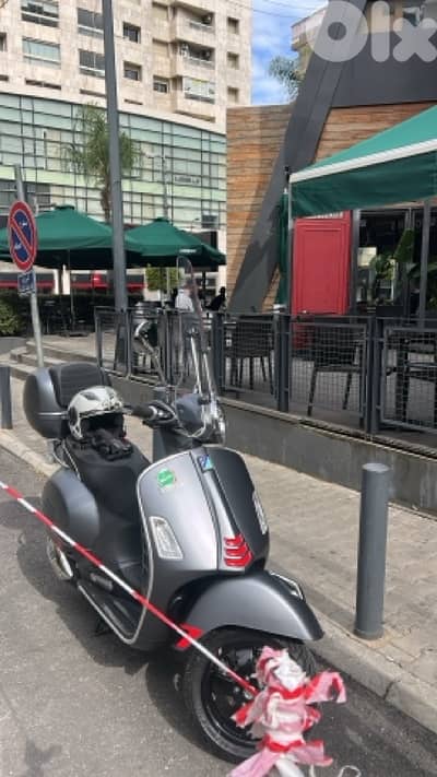 Vespa GTS super