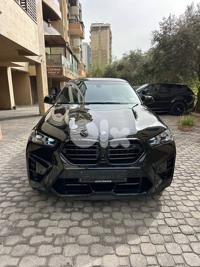 BMW X6 2010 black on black (upgraded kit)
