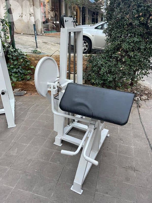 Biceps Machine - Like New 1