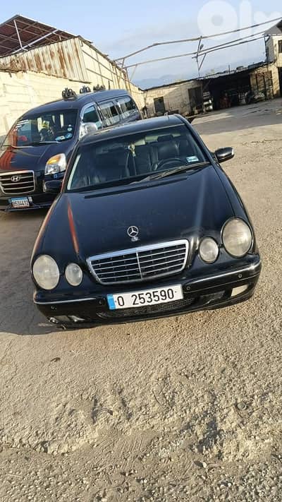 Mercedes-Benz E-Class 2000