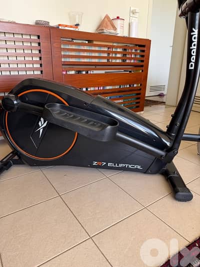 Used Reebok ZR7 Elliptical